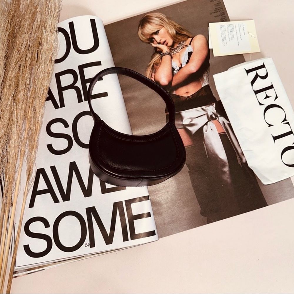 RECTO Black Lipstick Bag